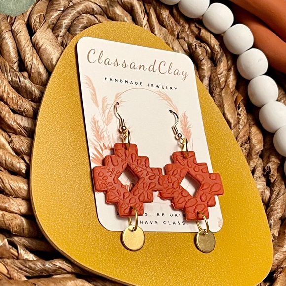 Handmade Polymer Clay earrings - FALLin’ for you collection - hollow funky style - Picture 3 of 4